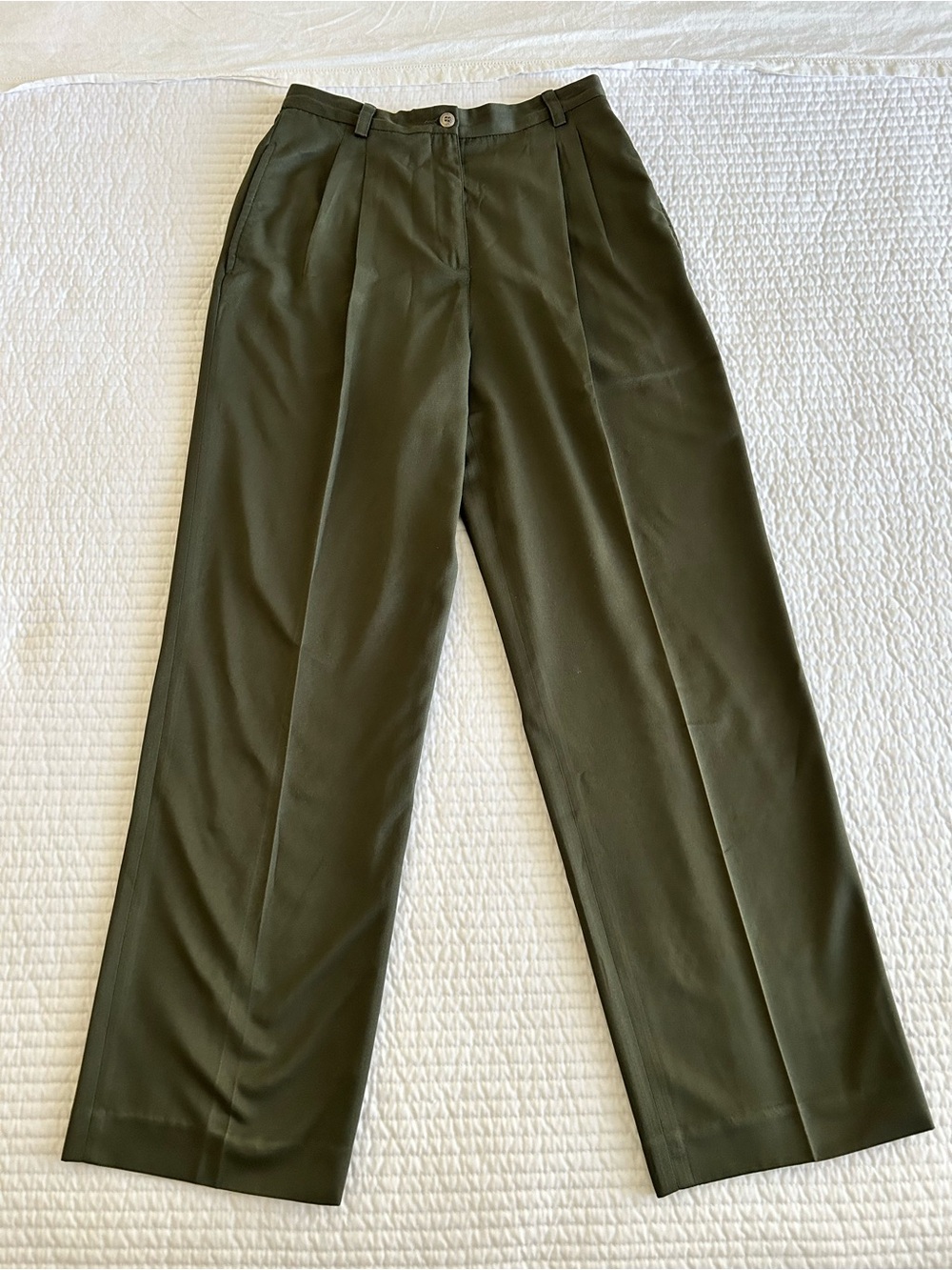 90’s VTG | Liz Claiborne Lizsport Olive Green Pleated Trousers | Size 6